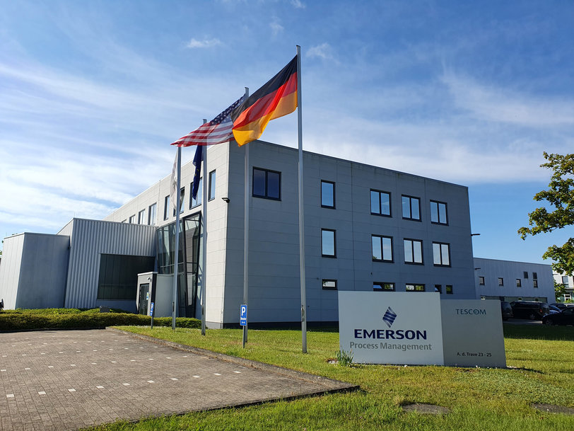 Emerson-Fertigungsbetrieb TESCOM feiert 30-jähriges Bestehen als europäischer Standort